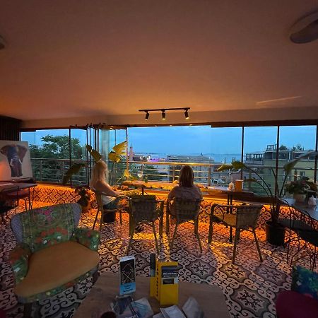 The Local Exclusive Bed and Breakfast Estambul Exterior foto